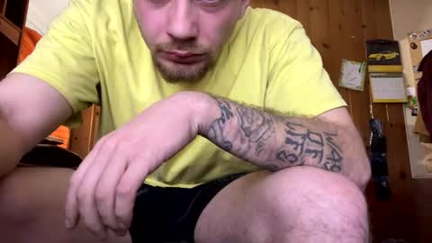 Snapshot of scrad1999 chatting on 02/15/26, 05:04 scrad1999 online show from 02/15/26, 05:04