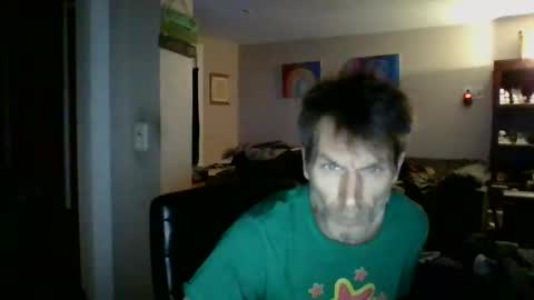 Snapshot of scroach11 chatting on 05/01/26, 07:02 GettOffMyLawn online show from 05/01/26, 07:02