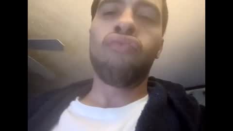 Snapshot of sdad84 chatting on 11/25/25, 02:11 sdad84 online show from 11/25/25, 02:11