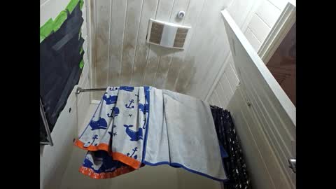 Arin online show from 09/24/25, 05:44