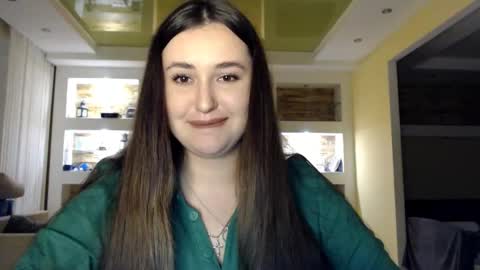 Snapshot of sea_cocktail chatting on 12/28/24, 04:52 Elizabeth  online show from 12/28/24, 04:52