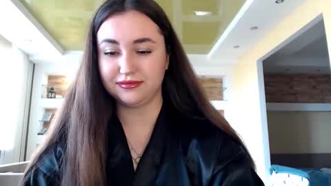 Snapshot of sea_cocktail chatting on 03/05/25, 09:38 Elizabeth  online show from 03/05/25, 09:38