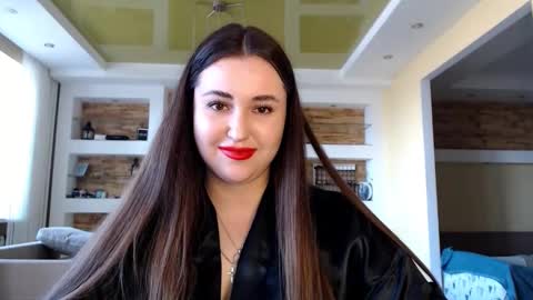 Snapshot of sea_cocktail chatting on 03/07/25, 12:12 Elizabeth  online show from 03/07/25, 12:12