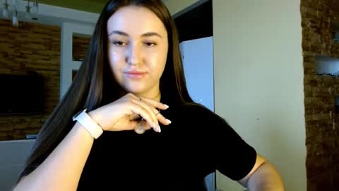 Elizabeth  online show from 03/18/26, 09:34