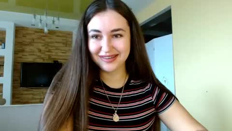 Elizabeth  online show from 04/14/26, 06:52