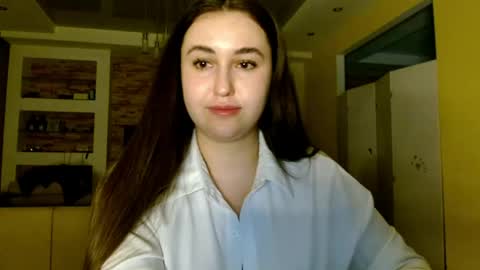 Elizabeth  online show from 04/15/26, 07:58