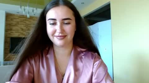 Elizabeth  online show from 07/06/26, 07:16