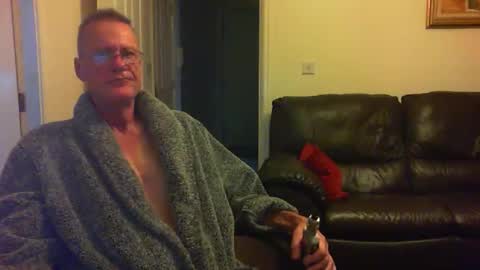 seakrait online show from 11/12/25, 07:42