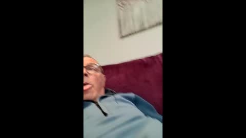 sealofapproval1 online show from 03/15/26, 03:29