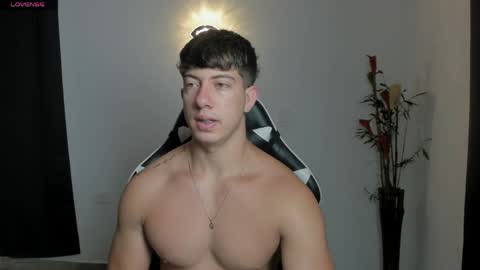 Snapshot of sean_brownx chatting on 06/04/26, 11:49 Sean online show from 06/04/26, 11:49