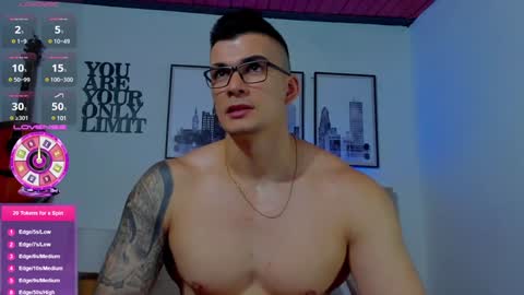 Snapshot of sean_carrera69 chatting on 02/04/25, 08:17 Sean Carrera online show from 02/04/25, 08:17