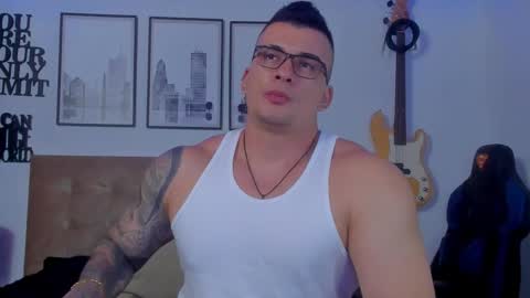 Sean Carrera online show from 11/08/25, 10:41