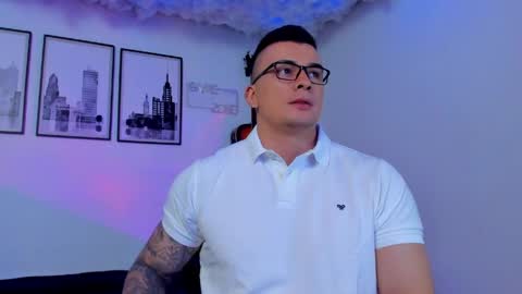 Sean Carrera online show from 04/01/26, 10:51