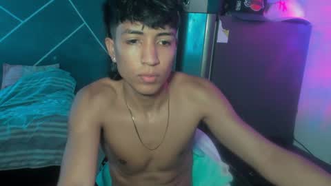 Snapshot of sean_scoth2 chatting on 12/26/24, 06:54 Sean Scoth online show from 12/26/24, 06:54