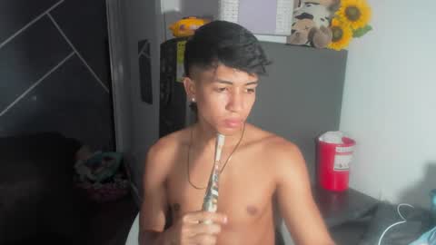 Snapshot of sean_scoth2 chatting on 01/12/25, 06:59 Sean Scoth online show from 01/12/25, 06:59