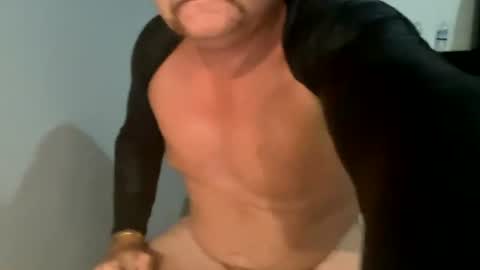 Snapshot of seanneedstocum chatting on 07/16/26, 11:38 seanneedstocum online show from 07/16/26, 11:38