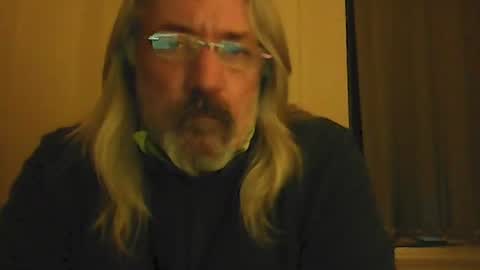 Snapshot of seantheflyer chatting on 12/04/24, 12:08 seantheflyer online show from 12/04/24, 12:08
