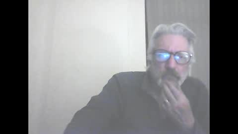 Snapshot of seantheflyer chatting on 09/26/25, 10:03 seantheflyer online show from 09/26/25, 10:03