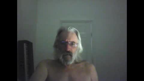 Snapshot of seantheflyer chatting on 02/14/26, 12:40 seantheflyer online show from 02/14/26, 12:40