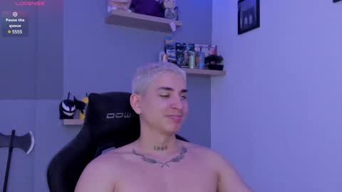 Snapshot of sebas__23 chatting on 01/22/25, 11:10 Sebastin online show from 01/22/25, 11:10