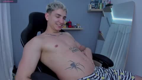 Snapshot of sebas__23 chatting on 02/28/25, 05:15 Sebastin online show from 02/28/25, 05:15