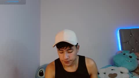 Snapshot of sebas_fire4 chatting on 03/22/26, 03:32 sebas_fire4 online show from 03/22/26, 03:32