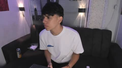 sebas_pretty7 online show from 03/31/26, 12:27