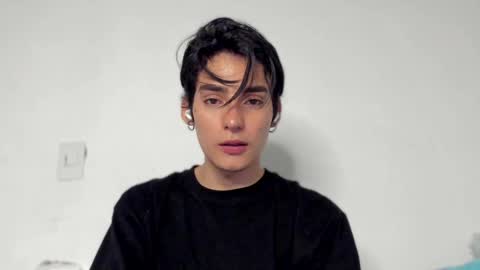 sebastian online show from 12/26/24, 10:52