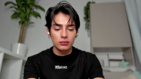 sebastian online show from 01/30/25, 07:39