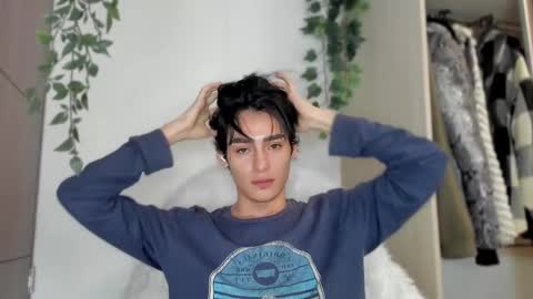 sebastian online show from 03/08/25, 05:07