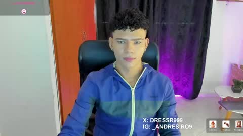 Snapshot of sebascuterouss chatting on 04/12/26, 11:15 sebas 3 online show from 04/12/26, 11:15