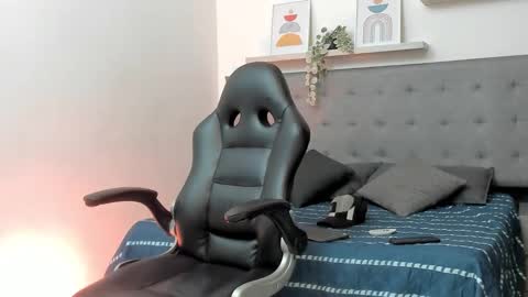 Snapshot of sebastamayo_ chatting on 02/02/26, 07:18 SEBAS online show from 02/02/26, 07:18