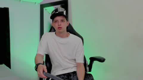 SEBAS online show from 04/24/26, 01:35