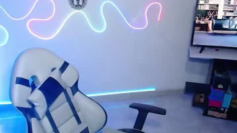 Snapshot of sebastian_025 chatting on 09/11/25, 08:25 Sebastian online show from 09/11/25, 08:25