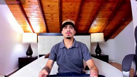 Sebastian Berne online show from 03/08/25, 07:31