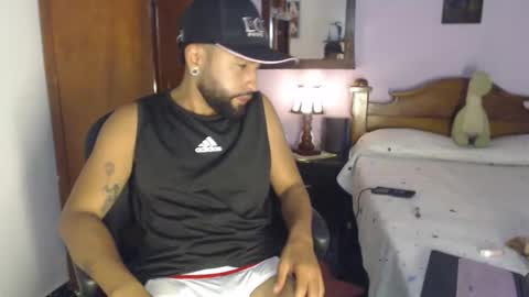 Snapshot of sebastian_ferrer111 chatting on 05/14/26, 01:34 Sebastian Ferrer online show from 05/14/26, 01:34