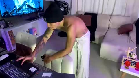 SEBASTIAN GREY online show from 02/26/26, 08:02