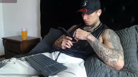 Sebastian online show from 01/08/26, 06:43