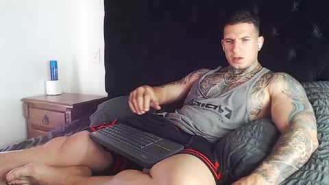 Sebastian online show from 04/07/26, 06:41