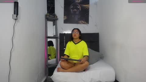 Snapshot of sebastian_n_alinson chatting on 01/17/25, 03:22 sebastian n alinson online show from 01/17/25, 03:22