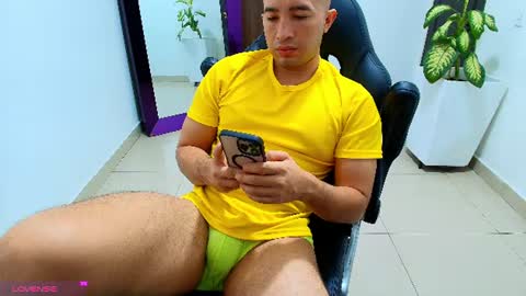 Snapshot of sebastian_oconnor77 chatting on 07/28/26, 12:48 juan sebastian online show from 07/28/26, 12:48