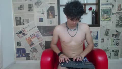 sebastian_rougue online show from 04/25/26, 09:56