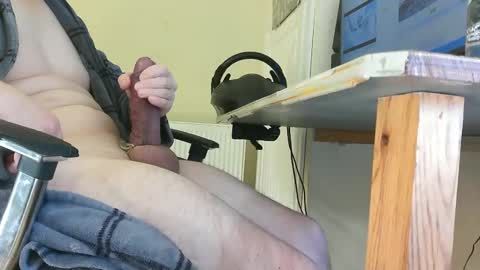 sebastianspalding450 online show from 11/25/25, 10:04