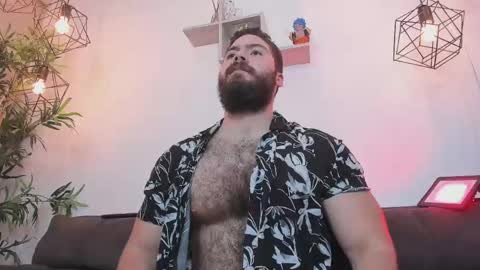 Instagram jeanpaulfit  online show from 06/07/26, 08:56