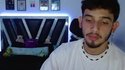 Sebas online show from 12/18/25, 05:57