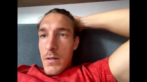 Snapshot of sebdicky97 chatting on 03/27/26, 10:37 sebdicky97 online show from 03/27/26, 10:37