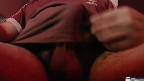 Snapshot of sebiche_ma_biche chatting on 10/13/25, 09:59 Apple online show from 10/13/25, 09:59