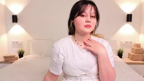 Snapshot of sebrinavisage chatting on 03/26/26, 05:46 sebrinavisage online show from 03/26/26, 05:46