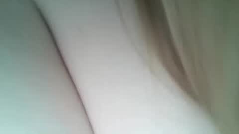 Sunny online show from 09/17/25, 03:19