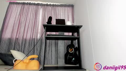 Snapshot of secret_daniell1 chatting on 01/07/25, 01:24 Daniela  online show from 01/07/25, 01:24